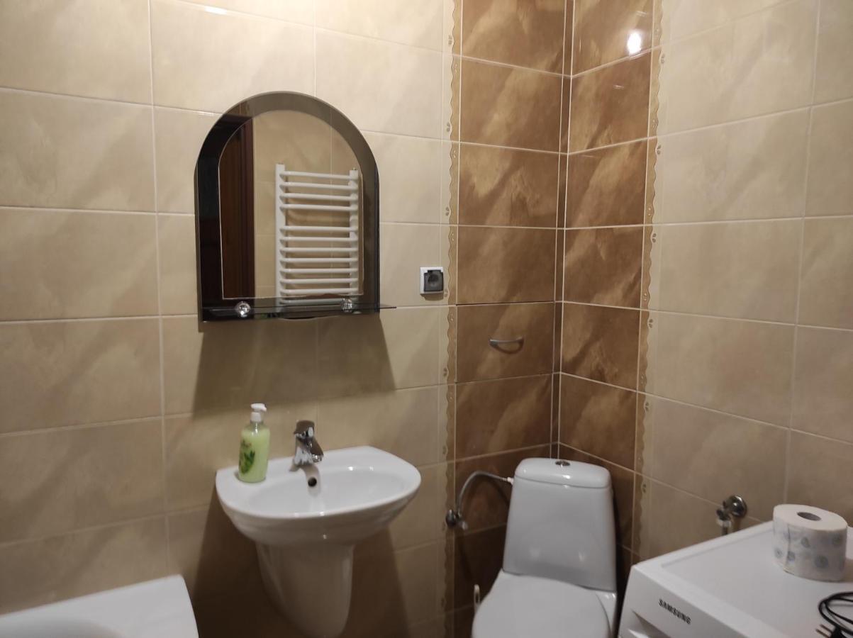 Apartamento Apartament Strozowska Sanok Exterior foto